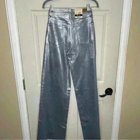 Ariat Women’s Ultra High Rise  Sliver Gloss Jazmine Wide Leg Jean - Picture 6 of 16